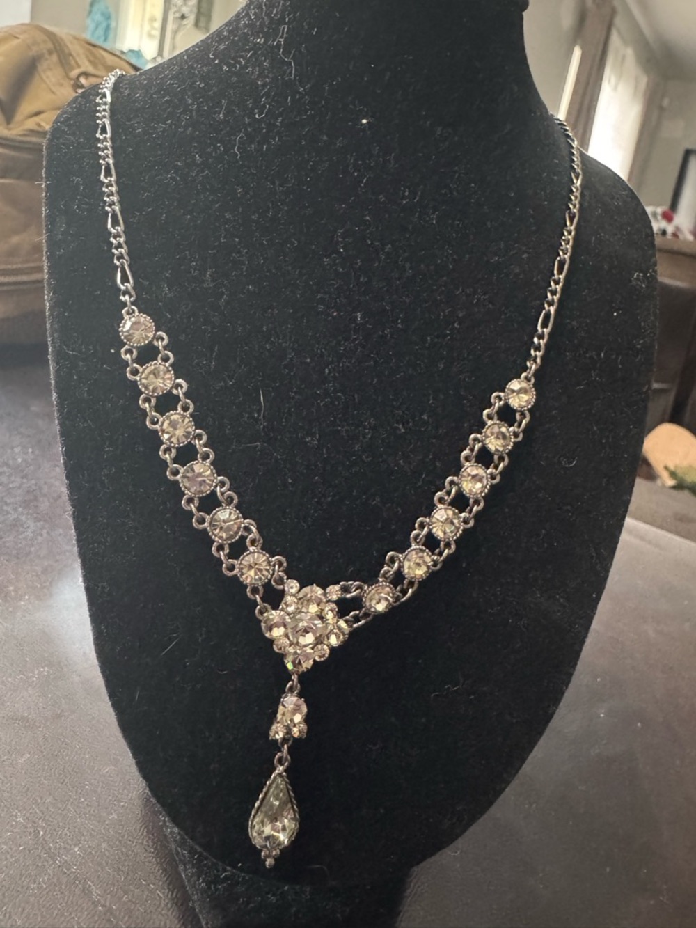 PoFJ Pride Of Fashion Jewelry Necklace Rhinestones